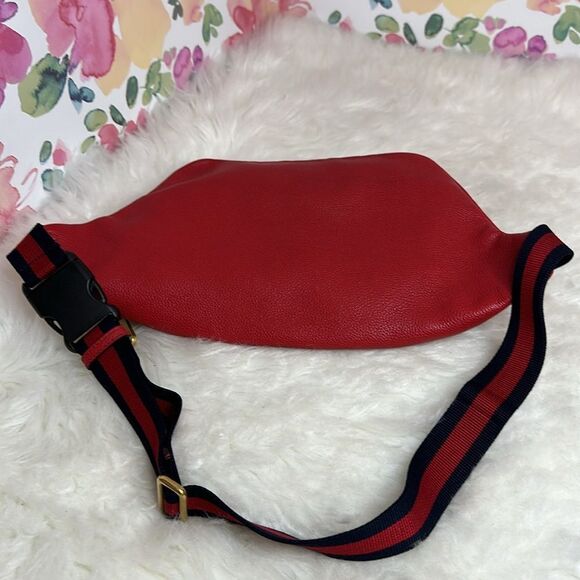 💯Authentic Gucci Belt Bag/ Body Bag - Large Size🍀 - Picture 10 of 15